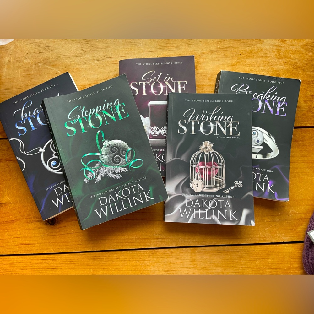 Dakota Willink Stone series